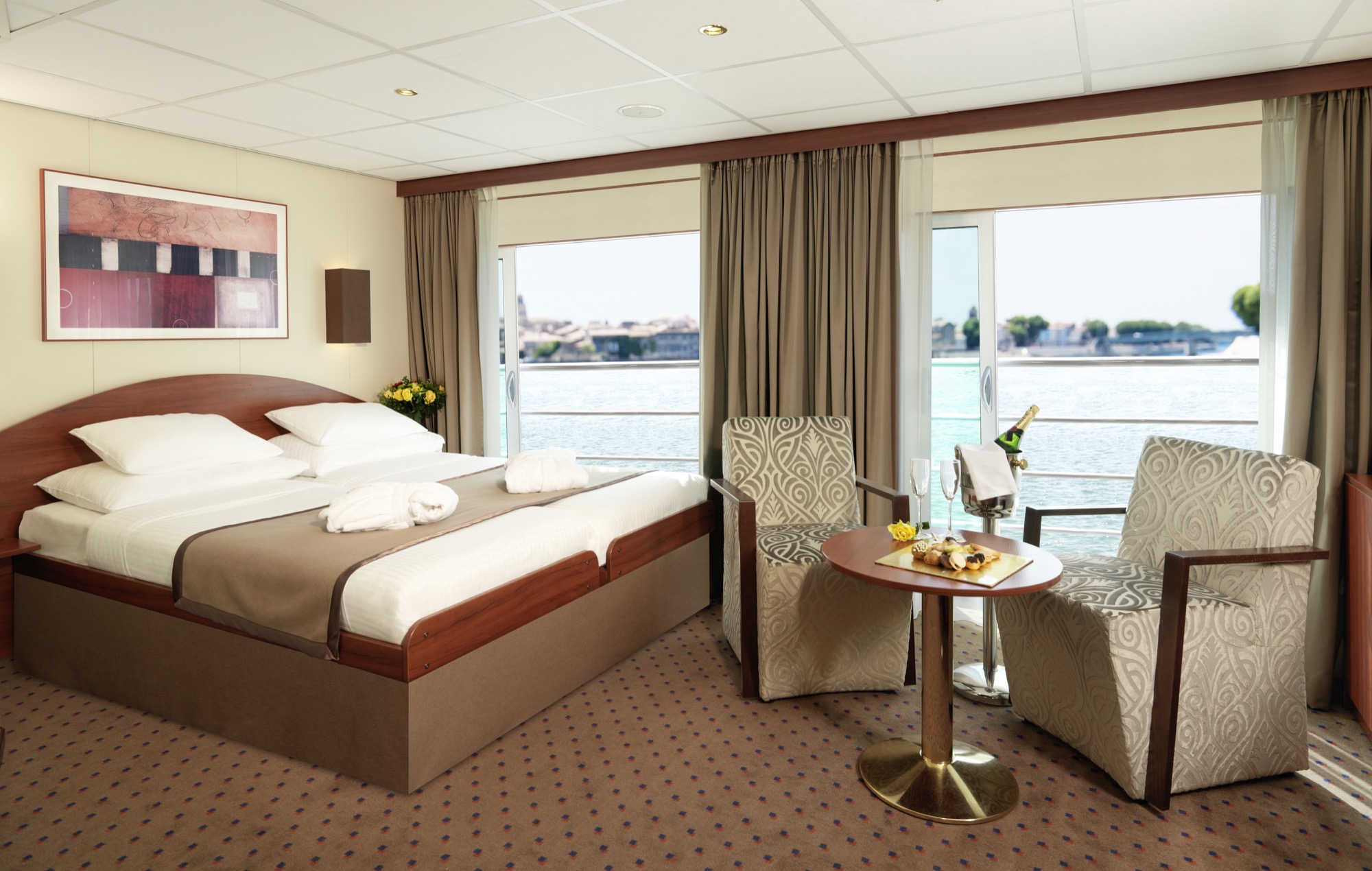 Amadeus Waterways 04 AMADEUS Symphony.jpg